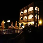 Tina Hotel 3*