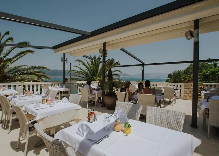 Tina Hotel 3*