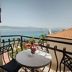 Ξενοδοχείο Tina Arbanija