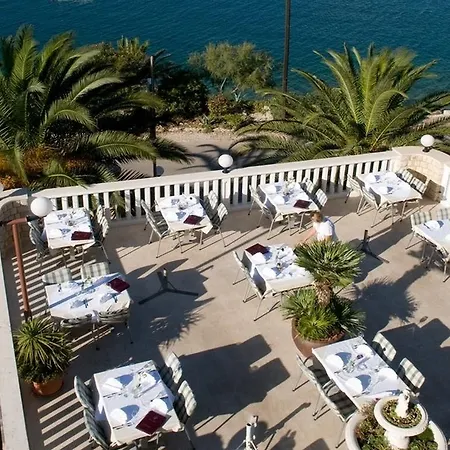 Tina Hotel Arbanija