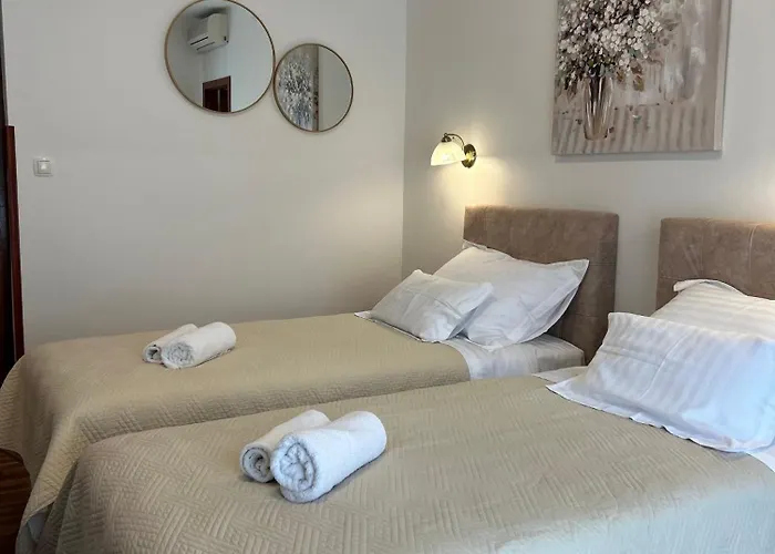 Ξενοδοχείο Tina