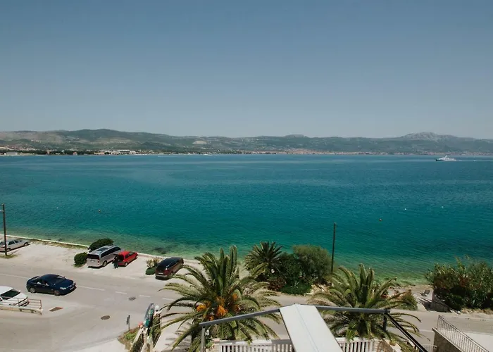 Tina Ξενοδοχείο 3*