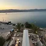 Tina 3* Arbanija