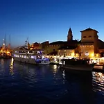 Hotel Tina Arbanija