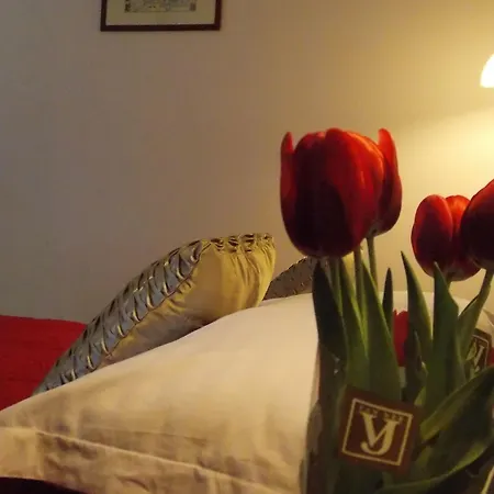Hotel Tina 3*