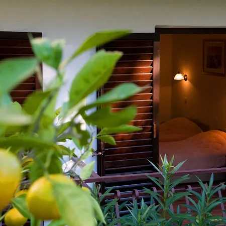 Tina Hotel 3*