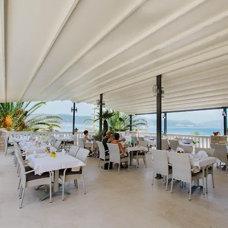 Tina Hotel 3*