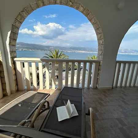 Hotel Tina 3*