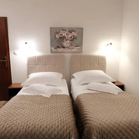 Tina Hotel